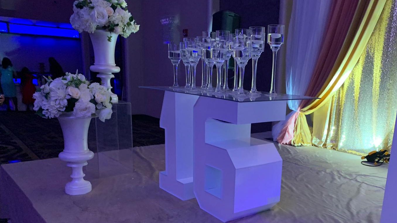 Marquee letter rental near me